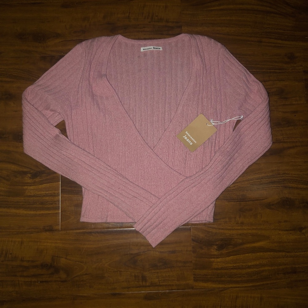 Cashmere Reformation Sweater💕